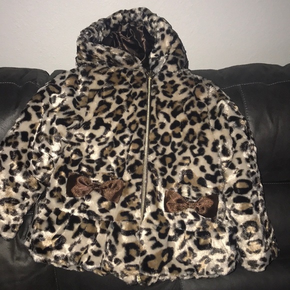 Coat - Picture 2 of 3